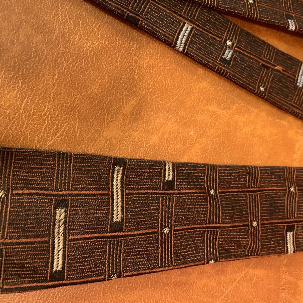 Vintage 1950’s orange/brown skinny tie